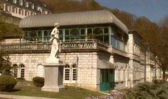 les grands thermes de bagneres de bigorre